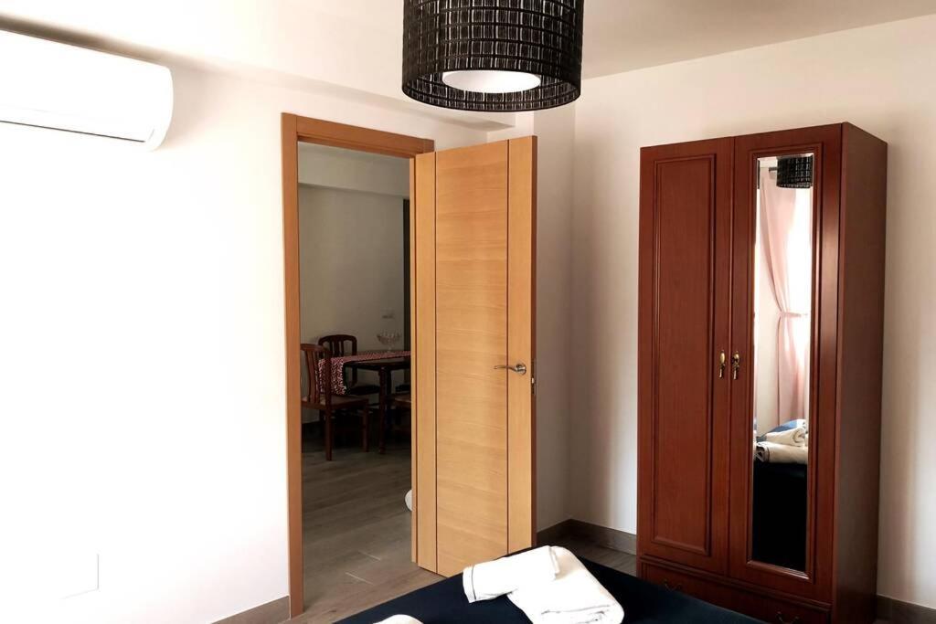Confortable Y Luminoso Piso 5 Camas มาลากา ภายนอก รูปภาพ